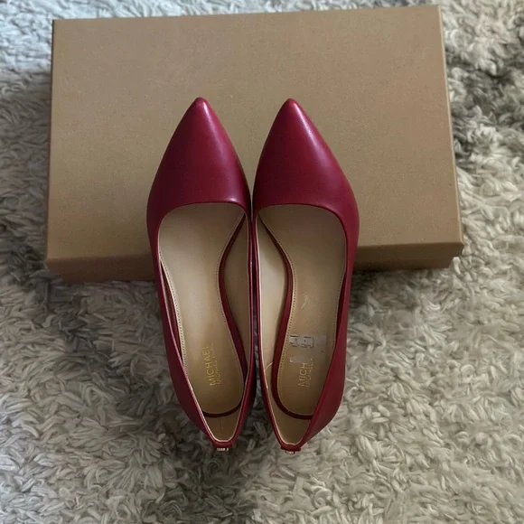 Michael Kors Red Women's Pumps - Picture 7 of 11